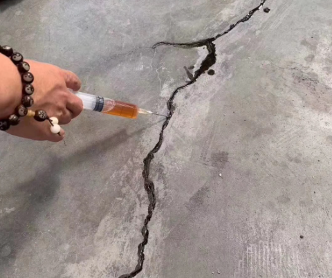 荔湾混凝土裂缝修补技术详解​